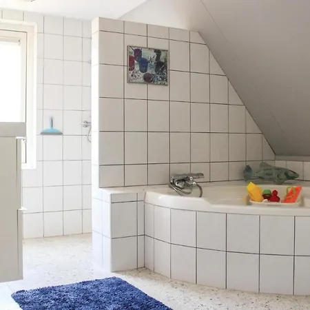 Feriehus Amazing In W/ 2 Bedrooms