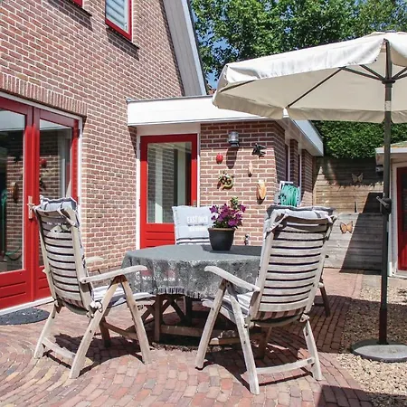 Amazing In W/ 2 Bedrooms *